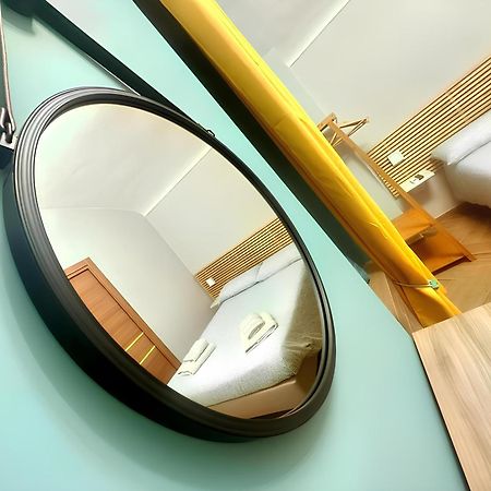 Trebis Villa Napoli Bagian luar foto