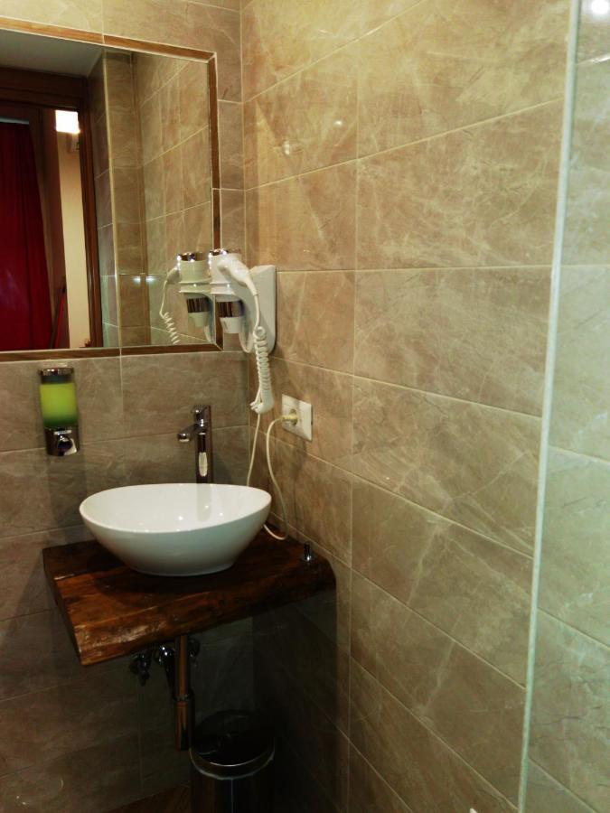 Trebis Villa Napoli Bagian luar foto